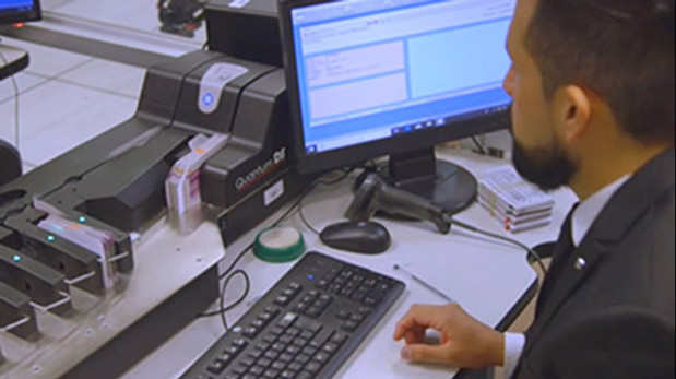 lockbox service operator using a quantum DS reader sorter machine.